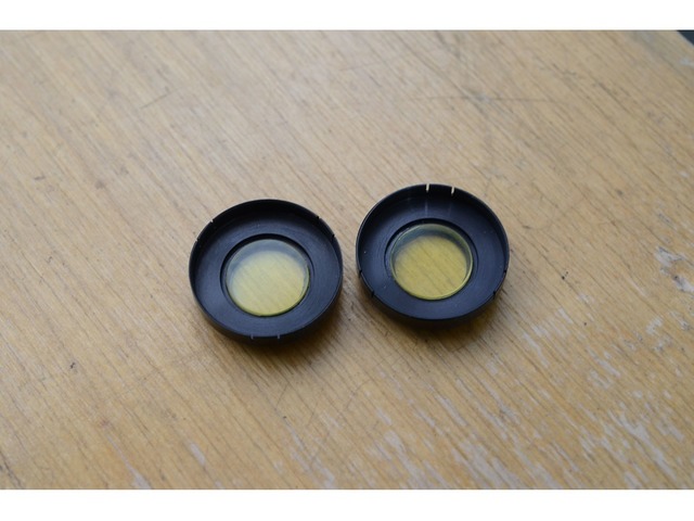 Светофильтр окулярный ЖС3 (4 мм) в оправе - 2 шт.