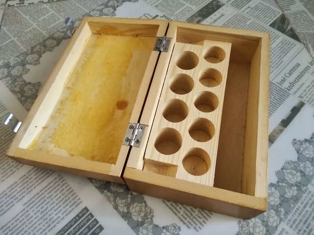 Укладочный ящик для окуляров и объективов микроскопа