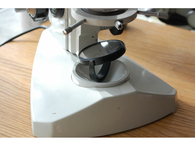 Держатель зеркала микроскопа PZO MB30 (белый)